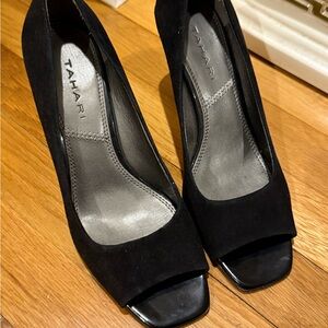 Tahari Black Classic Peep Toe Heels
